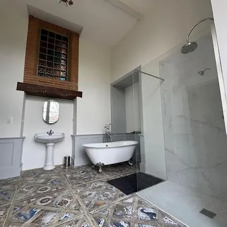 L'appartement Du Chateau דירה מונטובן